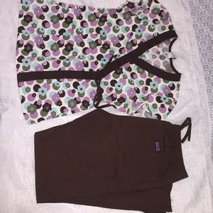 🔸4 for $15    Scrub set